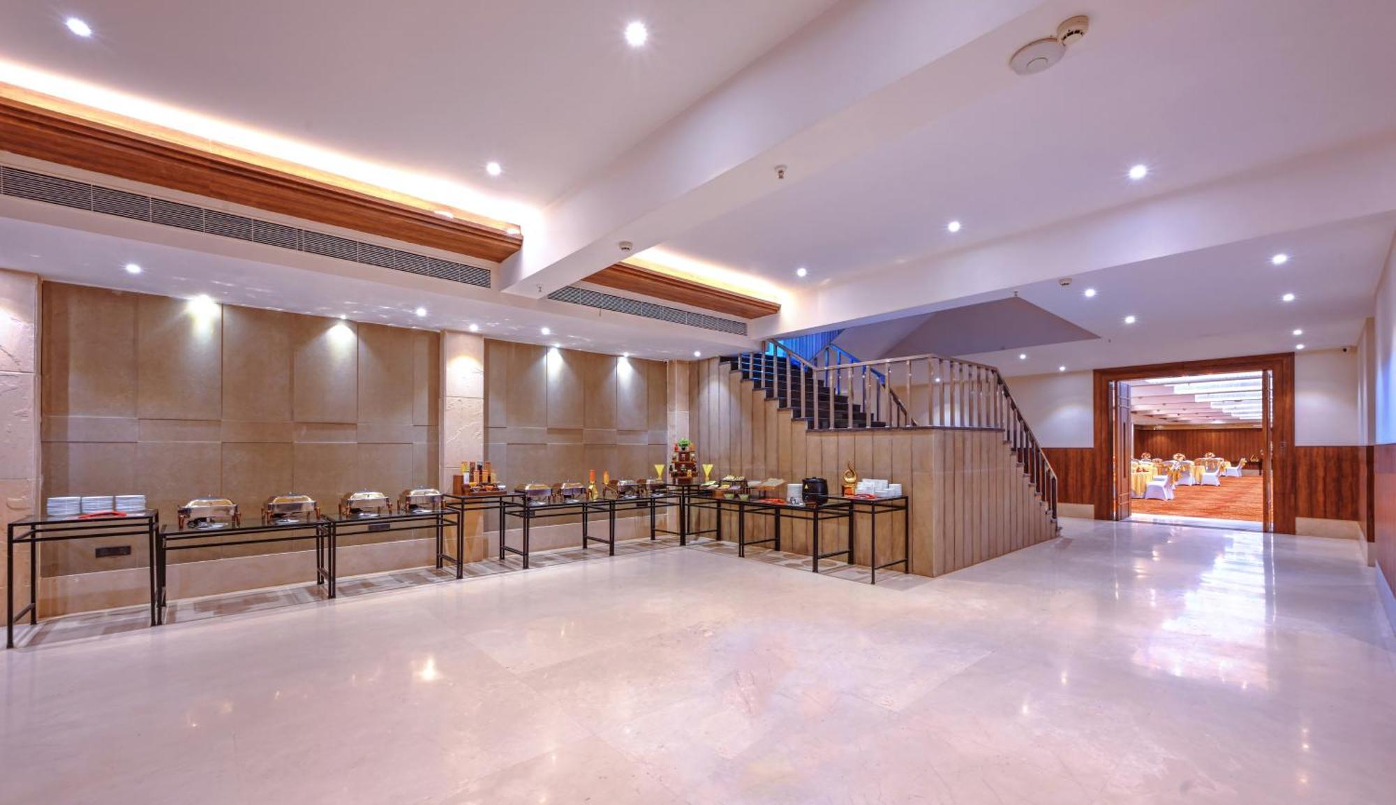 Royale Sarovar Portico Agra Agra  Eksteriør bilde
